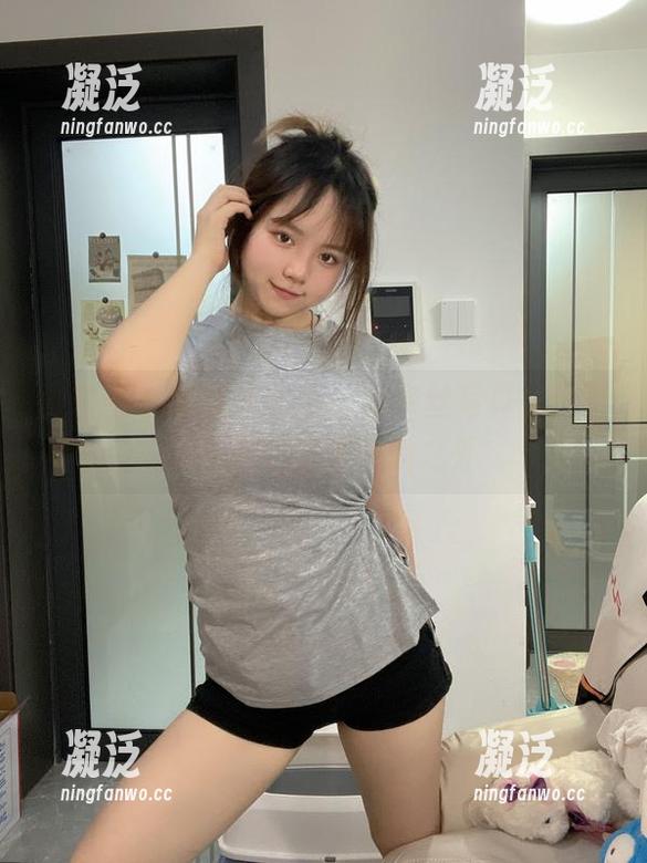微密圈 - 发现葱油饼er的灰丝写真，分享的乐趣也许在意料之外