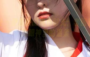 蜜桃社 – 伊素妍的黑色时光：套图里藏着她眼神里的温柔