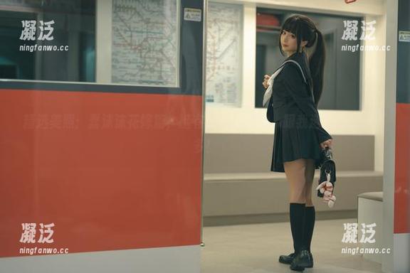 蠢沫沫 精选美照:蠢沫沫花嫁篇,挺有婚礼颜值的,跟我选的盒饭差不多!