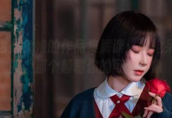阿包也是兔娘的作品集解读：黑枪呆兔女郎，那个颠覆你的可爱形象