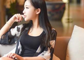 青豆客 – 当可蕊娜的长腿遇上图包，谁能抗拒呢？