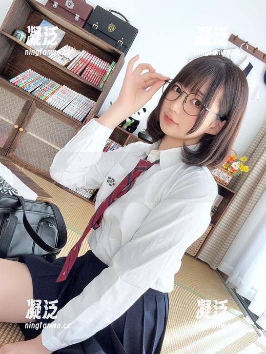 魔物喵nigisa 好奇魔物喵nigisa的白丝护士包合集,照片一览无遗