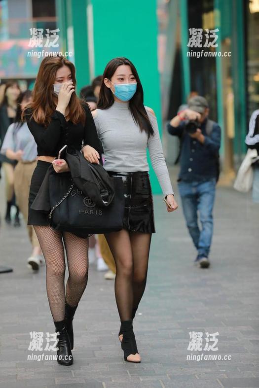 魔镜街拍-曼曼 魔镜街拍 - 兔女郎曼曼,免费照片上线,你相信吗?我不太敢!